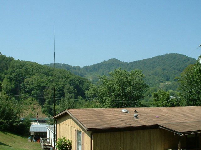 1st image of 209 W Hall Hts