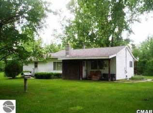 3420 W Redstone Rd, Breckenridge, MI 48615