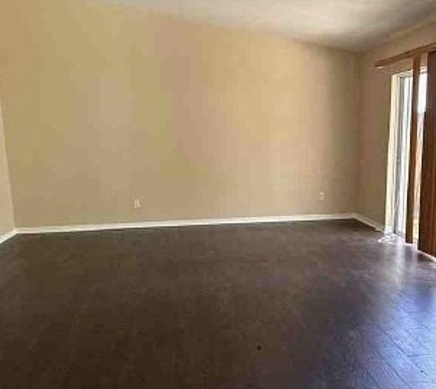 Additional Living Room