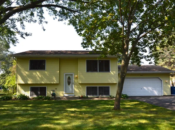 5001 Georgia Ln, White Bear Lake, MN 55110