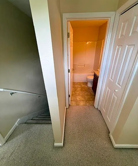 2635 Fairmount Ln — Photo 10