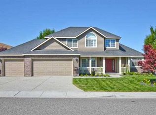 3421 Hanstead St, Richland, WA 99352