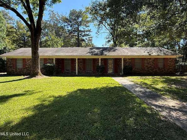 5828 Clubview Dr, Jackson, MS 39211