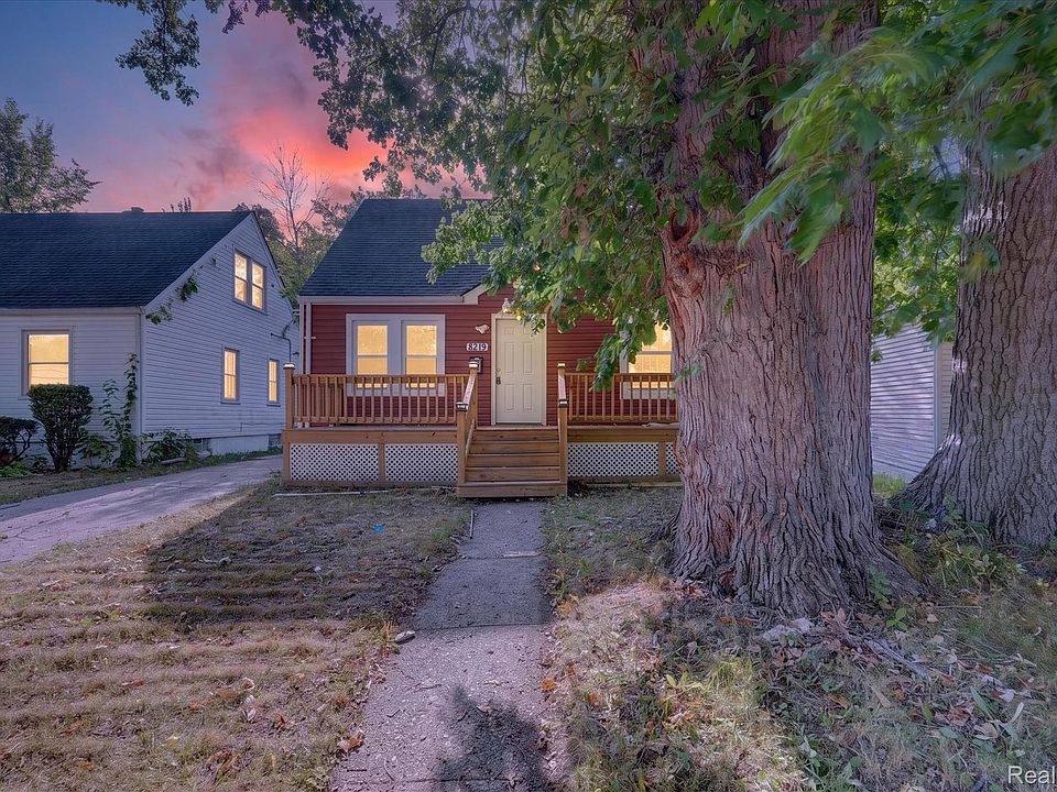 1st image of 8219 Vaughan St