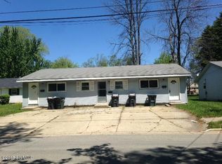 210 Locust St W, Three Oaks, MI 49128