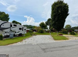 48 Newmar Ct, Dillard, GA 30537