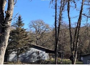 14111 Table Rock Rd, Central Point, OR 97502