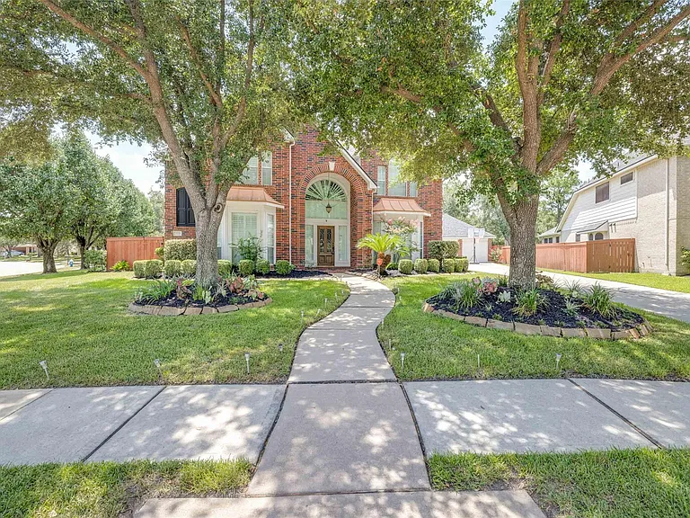 5710 Cielio Bay Ct — Photo 33