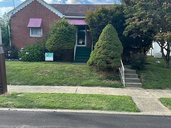 123 Pennsylvania Ave, Nutter Fort, WV 26301