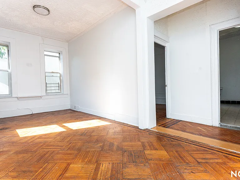 571 Lincoln Pl #2B — Photo 6