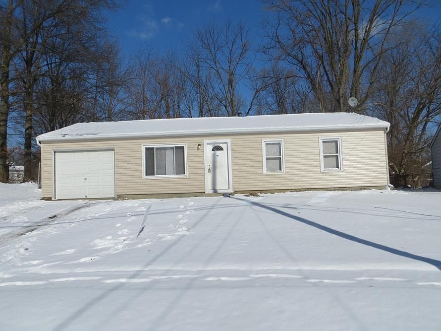 1st image of 9766 Manhattan Dr