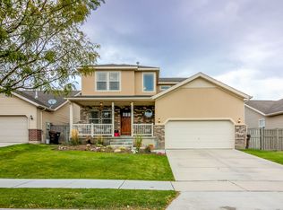 3617 E Royal Troon Dr, Eagle Mountain, UT 84005