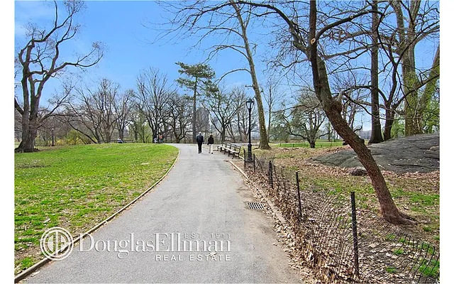 Sold by Douglas Elliman | media 16