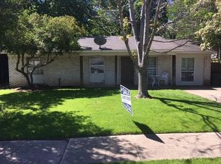 11522 Small Dr, Balch Springs, TX 75180