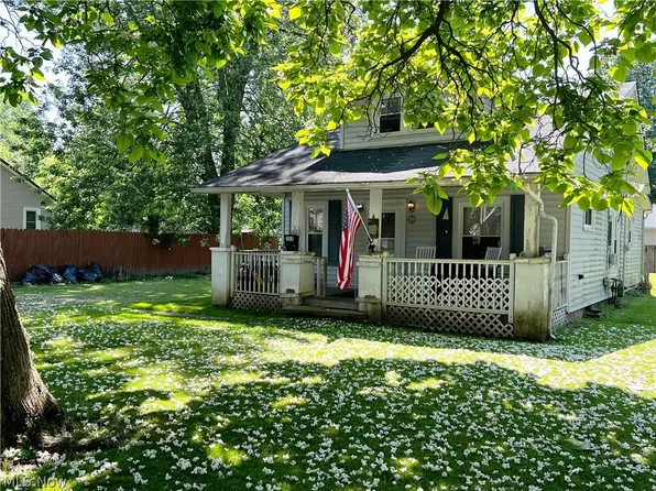 344 Taylor St, Amherst, OH 44001