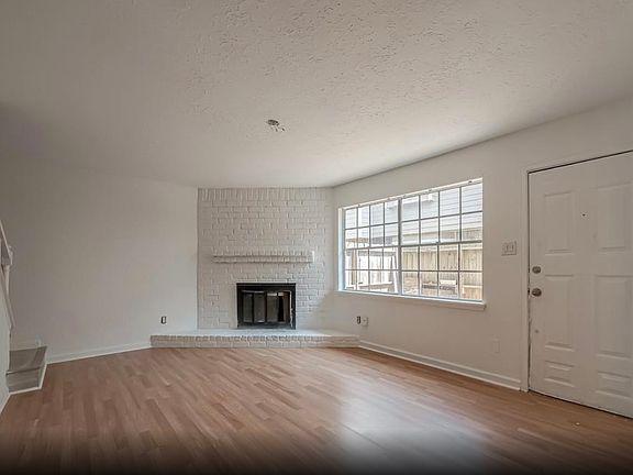 5th image of 3806 Willow Springs Ln