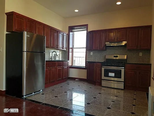 Rented by Citi Habitats | media 27