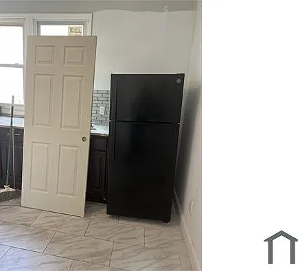 3 bed, 9999 sqft, $2,400 — Photo 3
