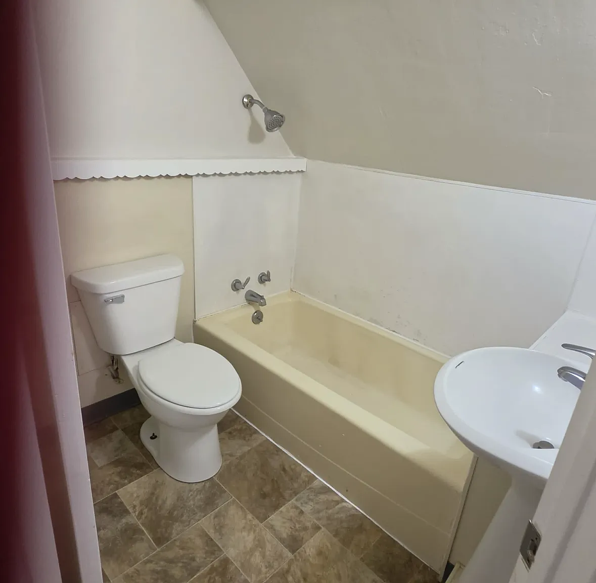 Studio, 450 sqft, $750 — Photo 3