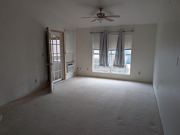 5th image of 75 Waiaka Ln #201