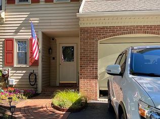 3241 Glengreen Dr, Lancaster, PA 17601