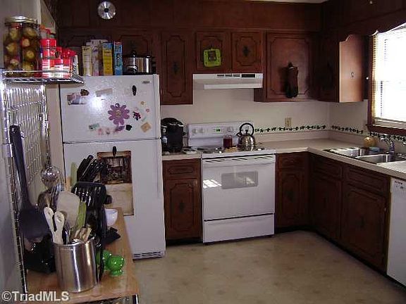 2nd image of 1163 Crescent Ct