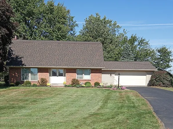 2528 Stewart Rd, Monroe, MI 48162