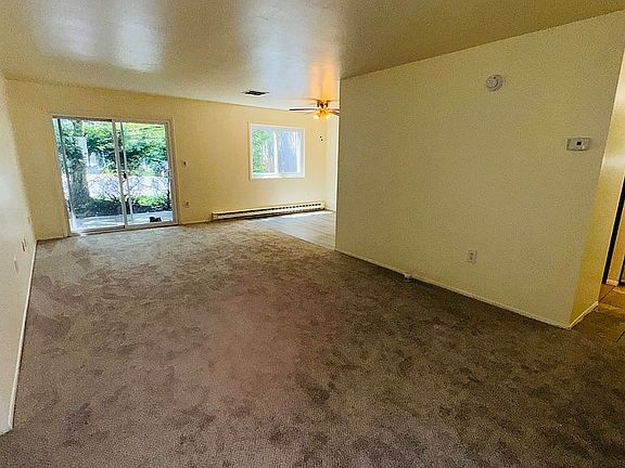 5th image of 11 Sterling St