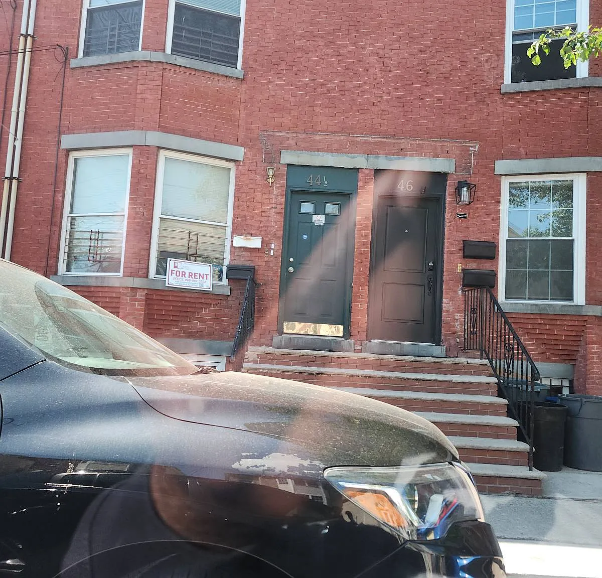 3 bed, 1200 sqft, $2,600 — Photo 1