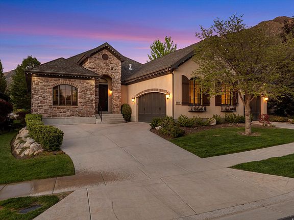 2nd image of 3077 Scenic Valley Ln
