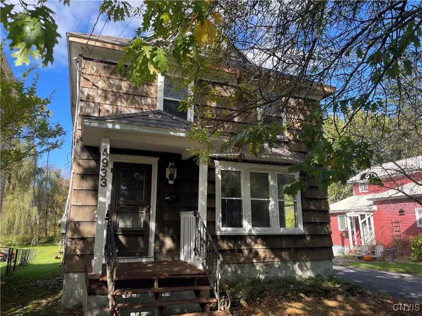 4933 N Jefferson St, Pulaski, NY 13142