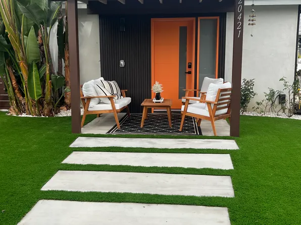 20421 Hart St, Winnetka, CA 91306