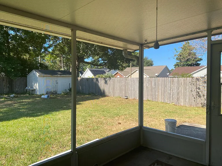 1353 Sterling Point Pl — Photo 4