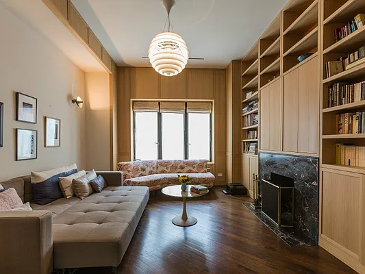 Sold by Sotheby's International Realty | media 18