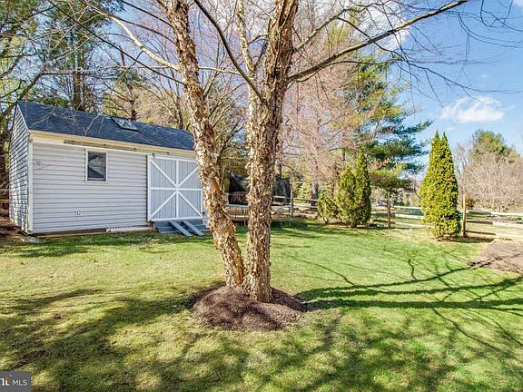 5th image of 13218 Dodie Dr