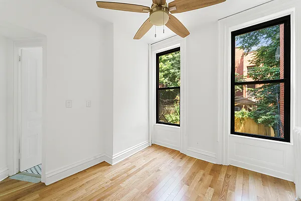 Rented by Corcoran | media 17