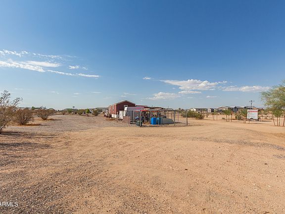 3rd image of 35528 W BAY Circle