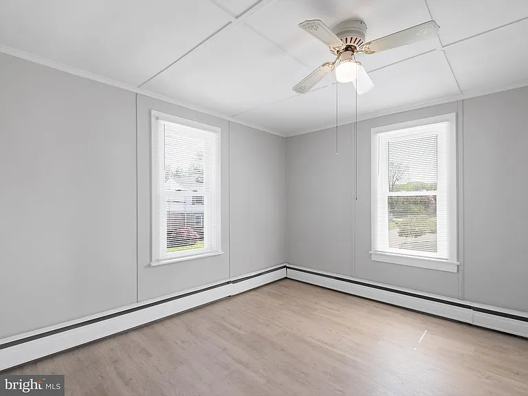 114 Baldt Ave — Photo 13