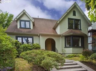 2214 NE Brazee St, Portland, OR 97212