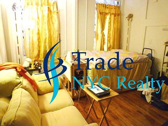 3rd image of 112 Macdougal St Frnt A