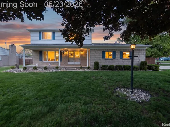 38010 John P St, Clinton Township, MI 48036
