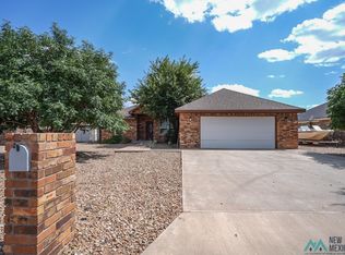 410 E University Dr, Portales, NM 88130