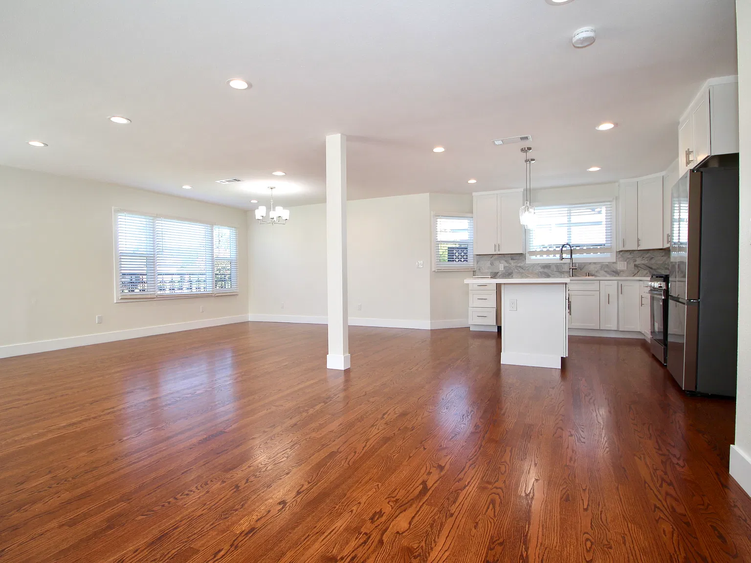 3 bed, 1685 sqft, $4,100 — Photo 4