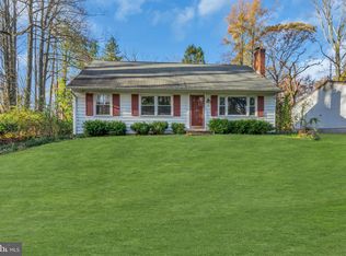 62 Oak Ln, Lindenwold, NJ 08021