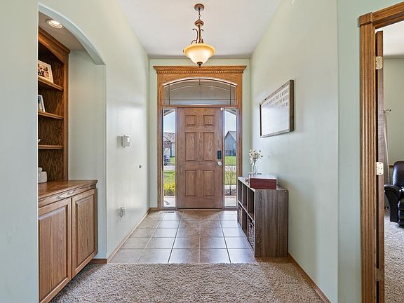 3rd image of 8034 W Palmetto St