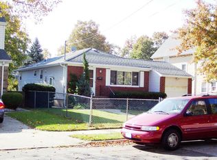 860 Newton Ave, Baldwin, NY 11510