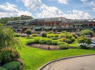 60 Merrimac St UNIT 802, Amesbury, MA 01913