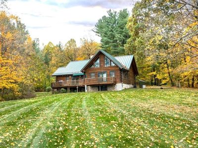 8885 Locust St SW, Sherrodsville, OH, 44675