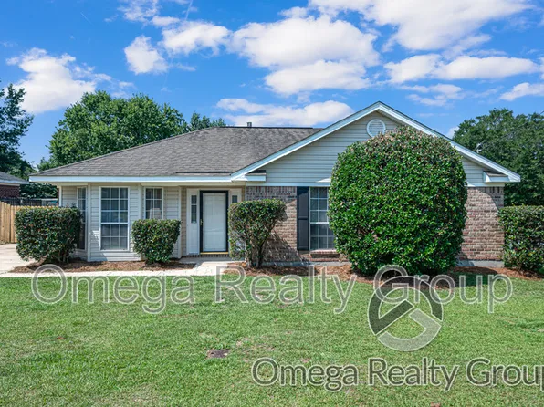 1509 Homestead Dr, Semmes, AL 36575