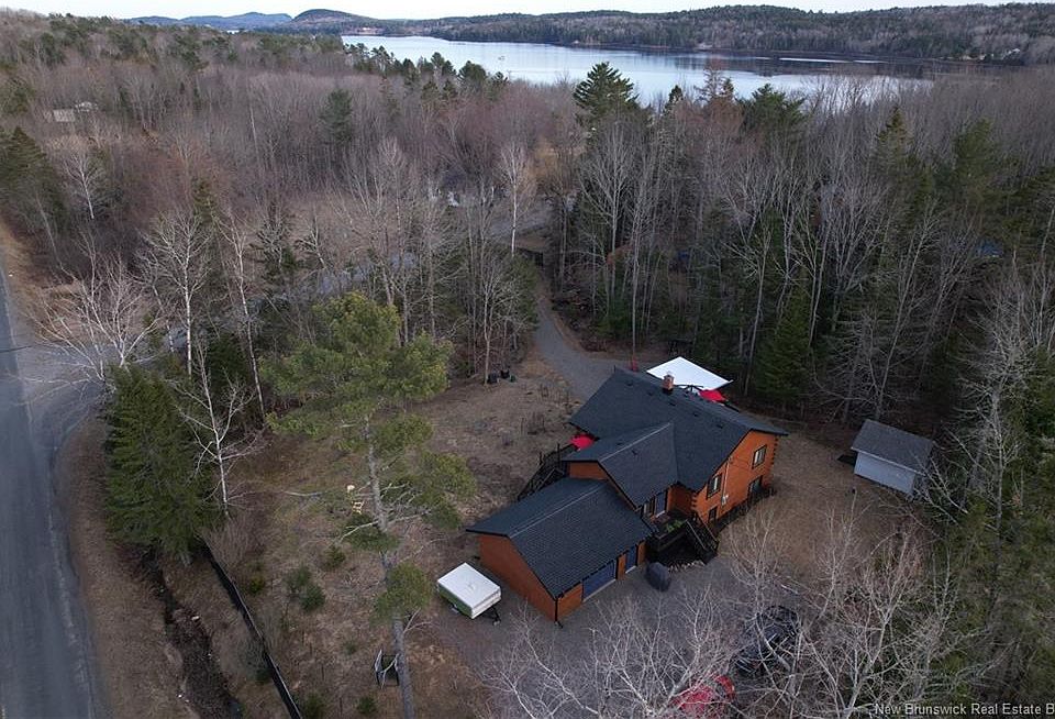 1st image of 18 Ledge Loop Rd